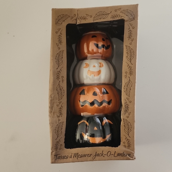Jack-O-Lantern Measuring Cups Set - Orange, White, Black - Picture 1 of 1